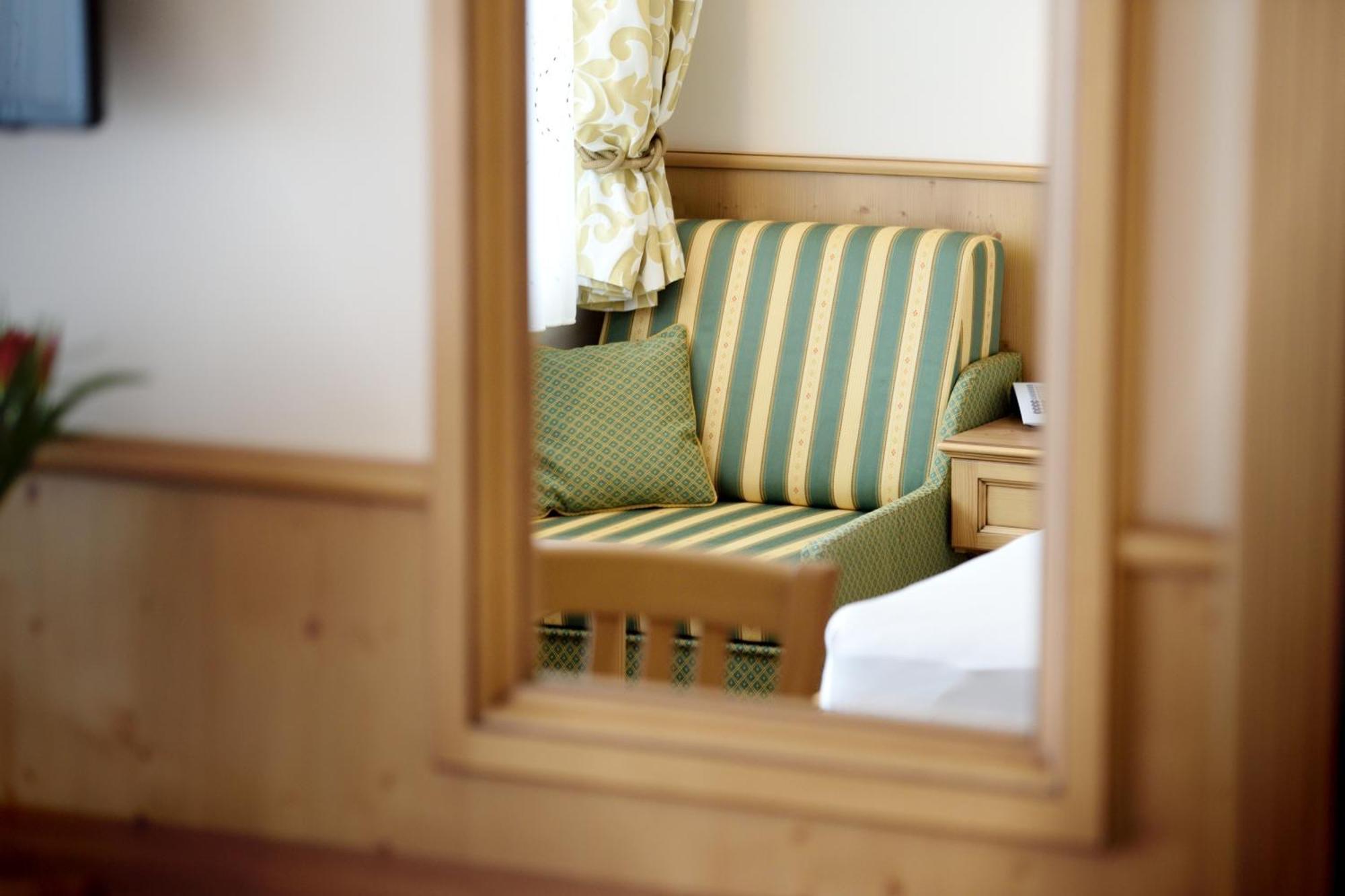 Aparthotel Garni Monte Картич Екстериор снимка