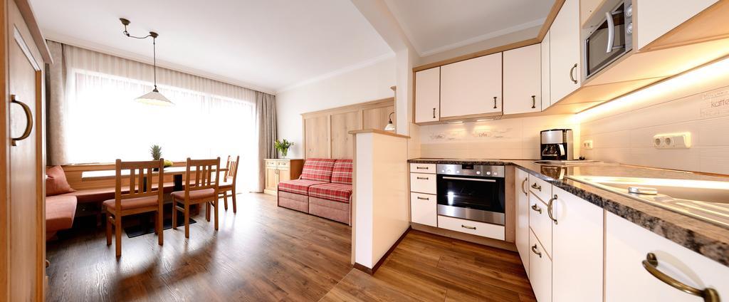 Aparthotel Garni Monte Картич Екстериор снимка